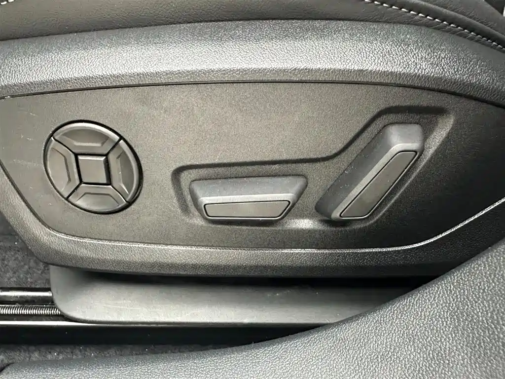 Audi A3 2022 — фото 13