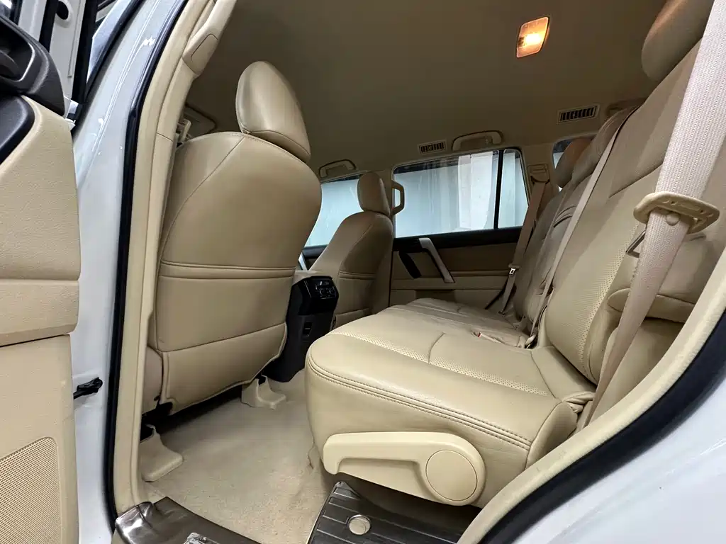 Toyota Prado 2017 — фото 10
