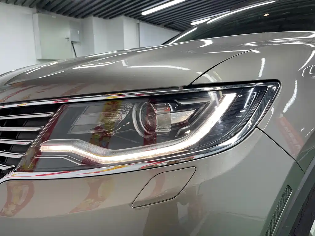 Lincoln MKX 2017 — фото 29