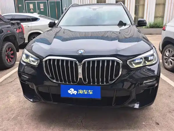 BMW X5 2021