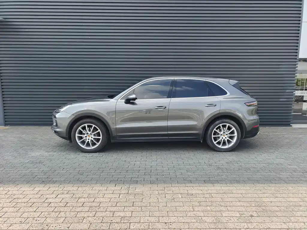Porsche Cayenne 2020 — фото 4