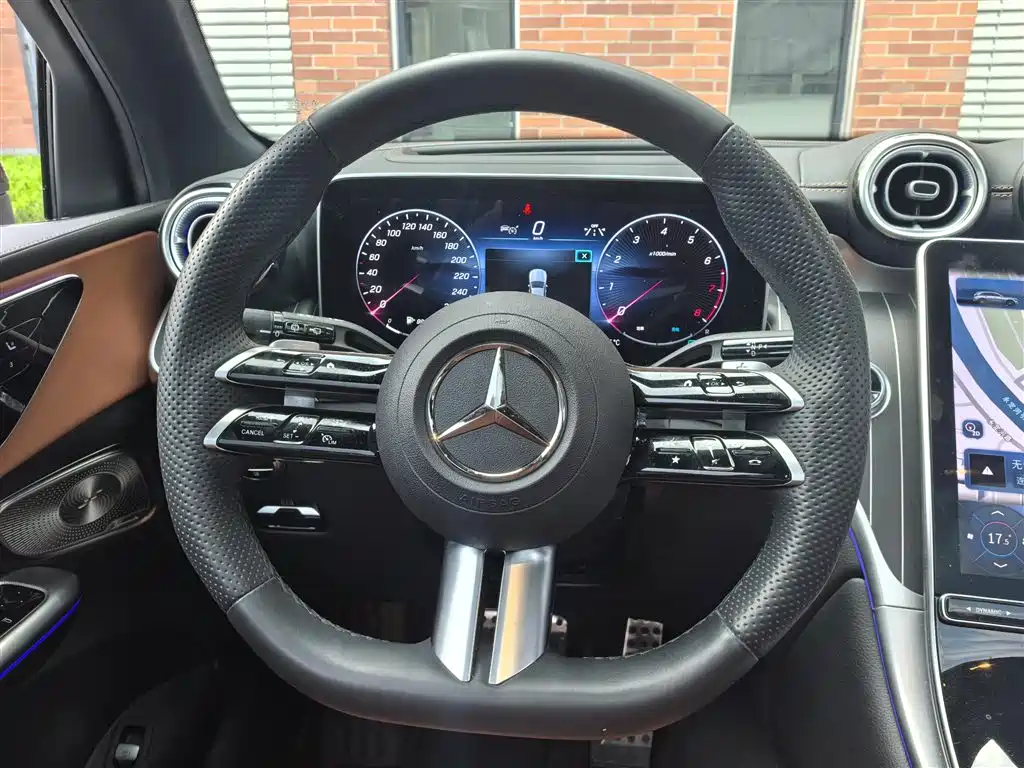 Mercedes-Benz GLC 2023 — фото 17
