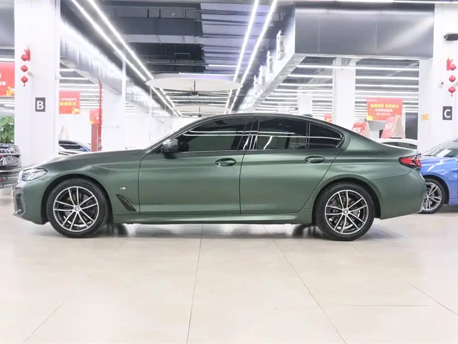 BMW 5 Series 2022