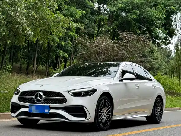 Mercedes-Benz C-Class 2023