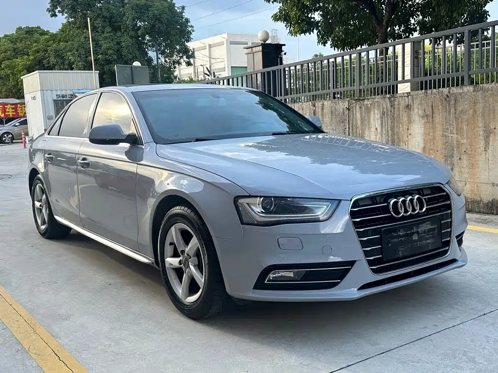 Audi A4L 2015 — фото 3