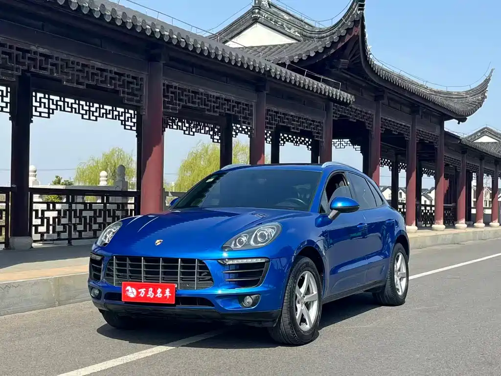 Porsche Macan 2015 — фото 1