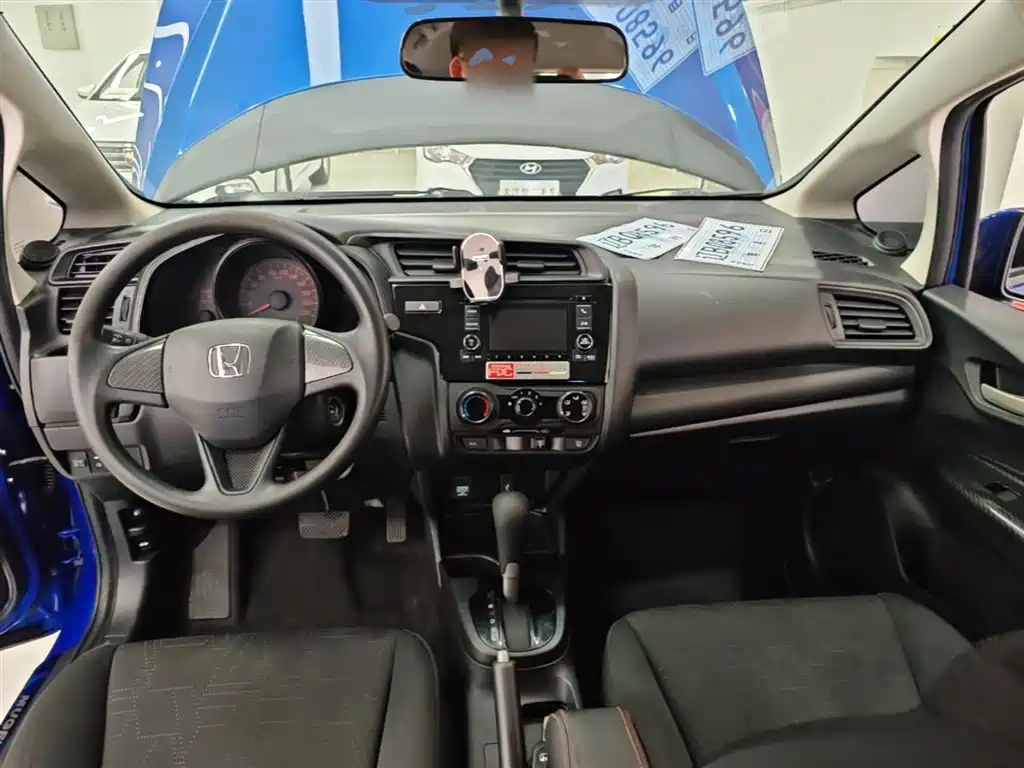 Honda Fit 2019 — фото 10