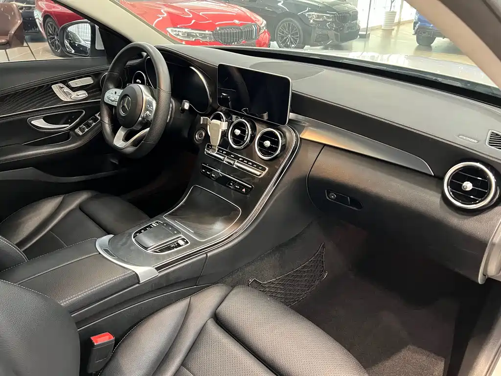 Mercedes-Benz C-Class 2020 — фото 11