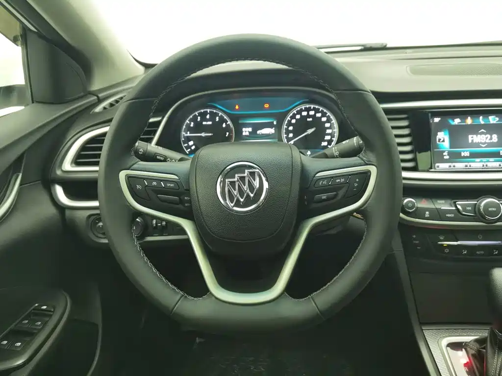 Buick Excelle GT 2019 — фото 11