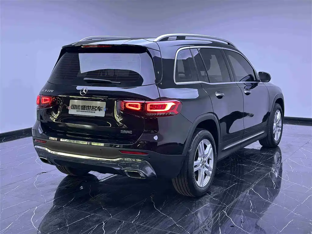 Mercedes-Benz GLB 2023 — фото 4