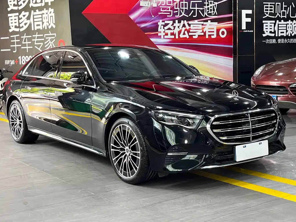 Mercedes-Benz E-Class 2024