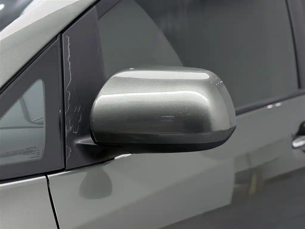 Toyota Sienna 2020 — фото 15
