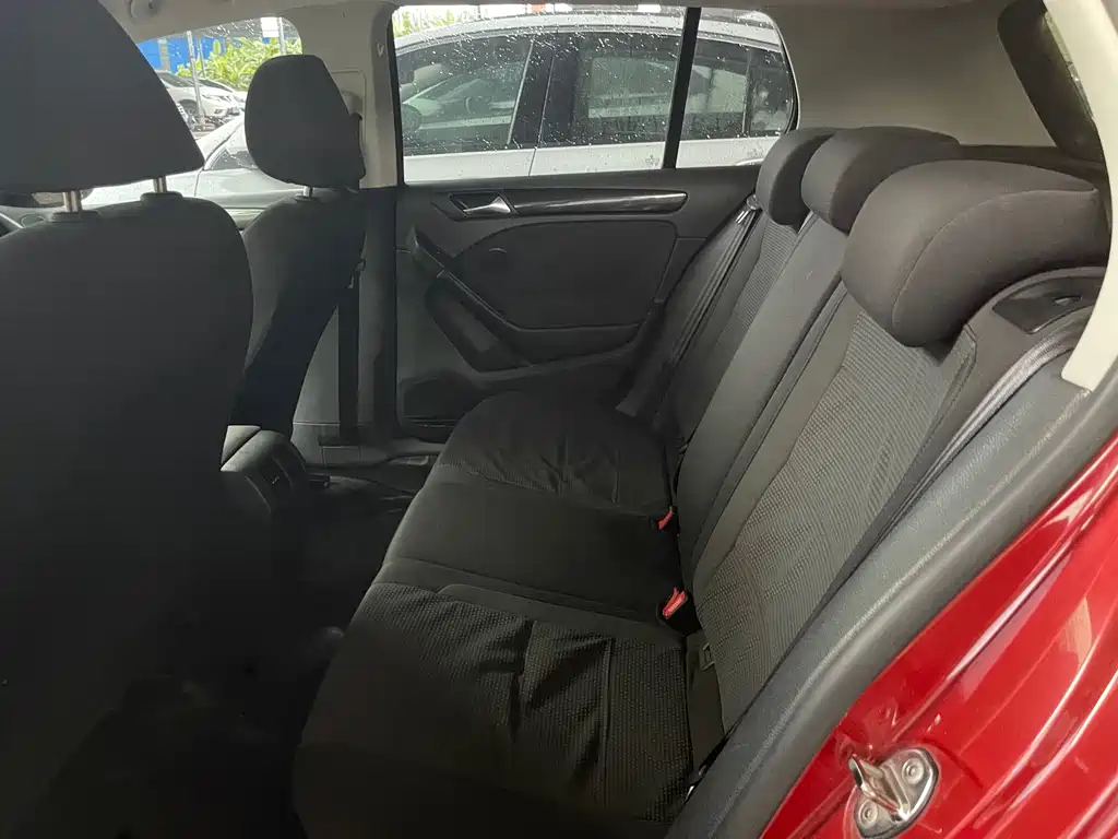 Volkswagen Golf 2012