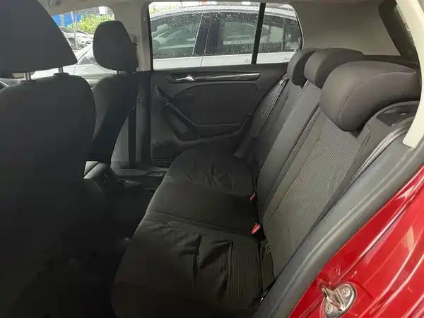 Volkswagen Golf 2012
