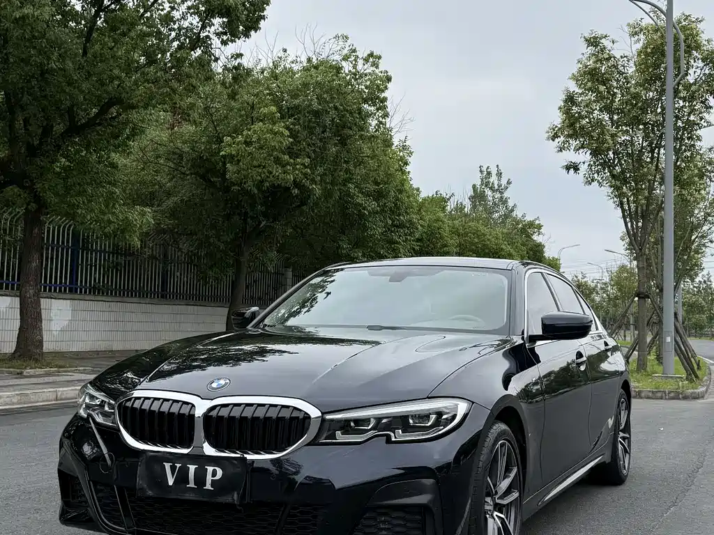 BMW 3 Series 2021
