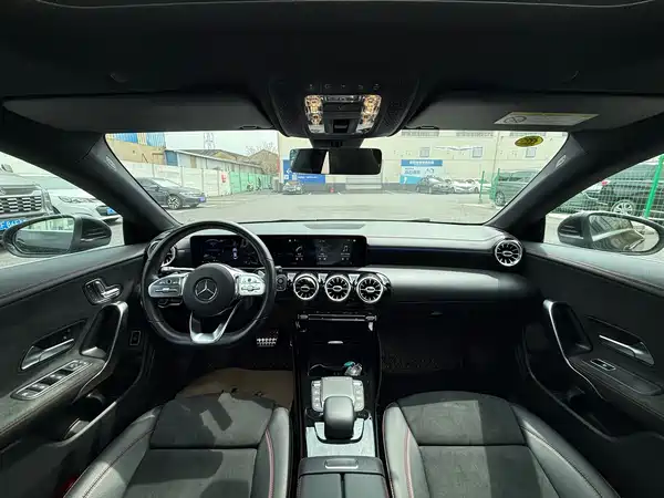Mercedes-Benz CLA 2021