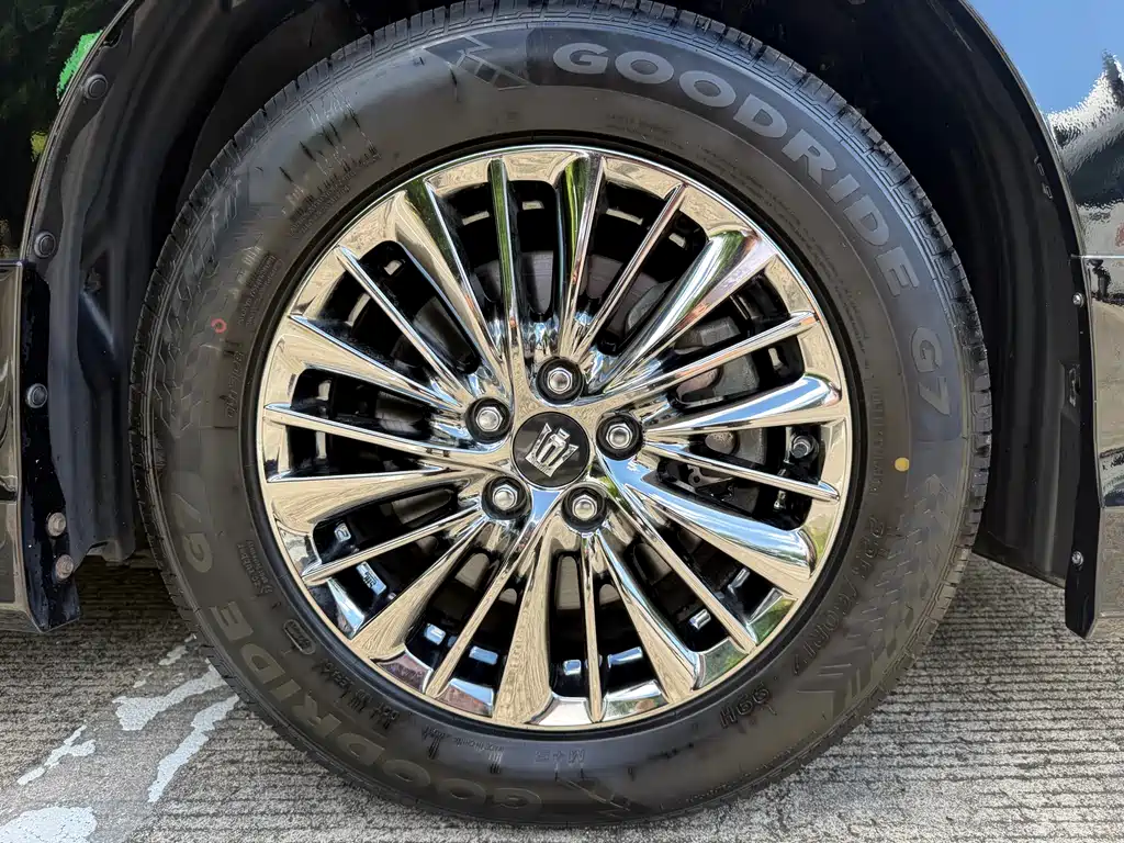 Toyota Vellfire 2021 — фото 18