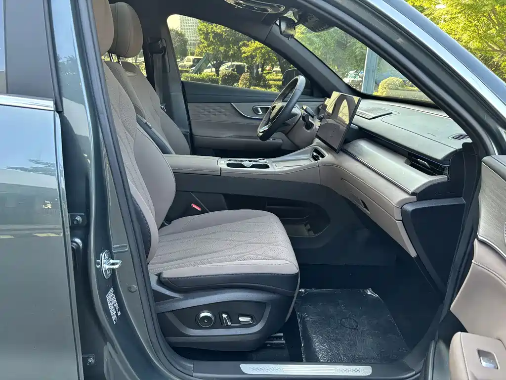 Chery Tiggo 8 PLUS 2024 — фото 17