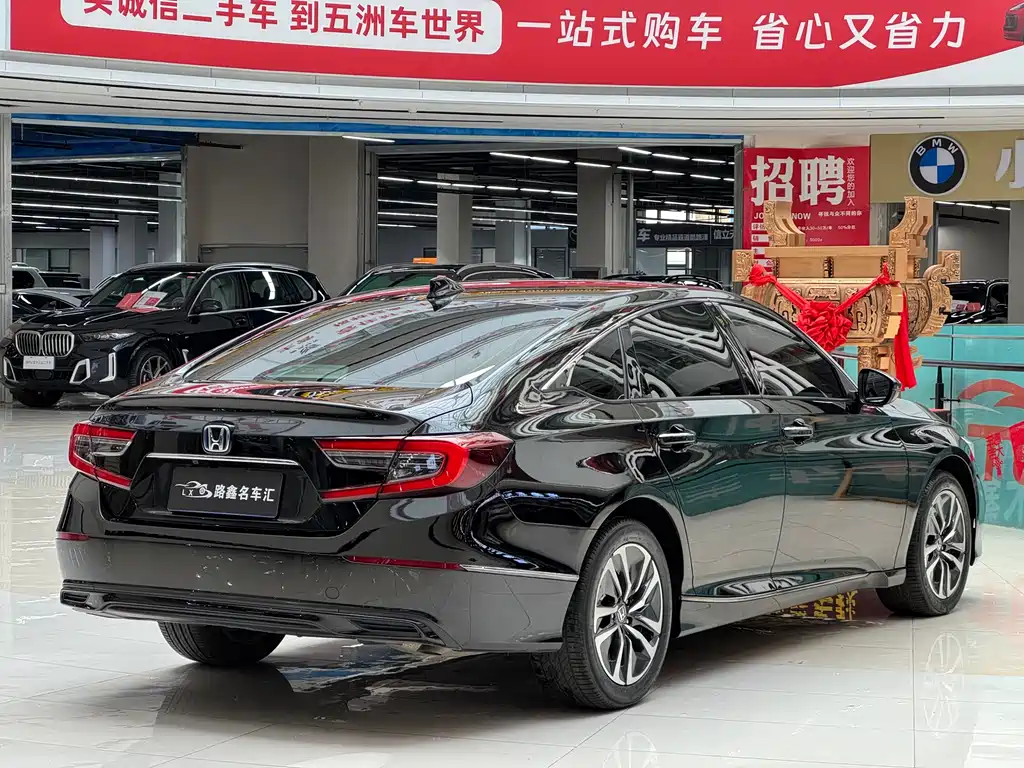 Honda Accord 2023 — фото 12