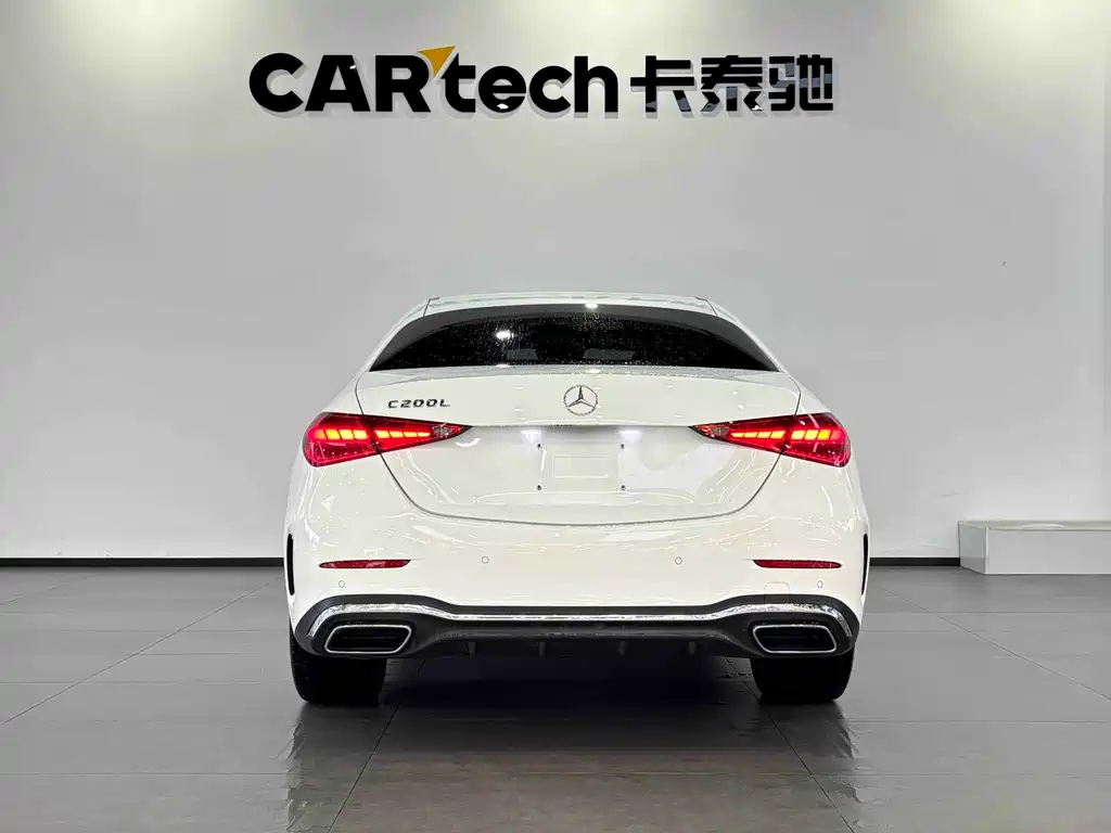 Mercedes-Benz C-Class 2024 — фото 17