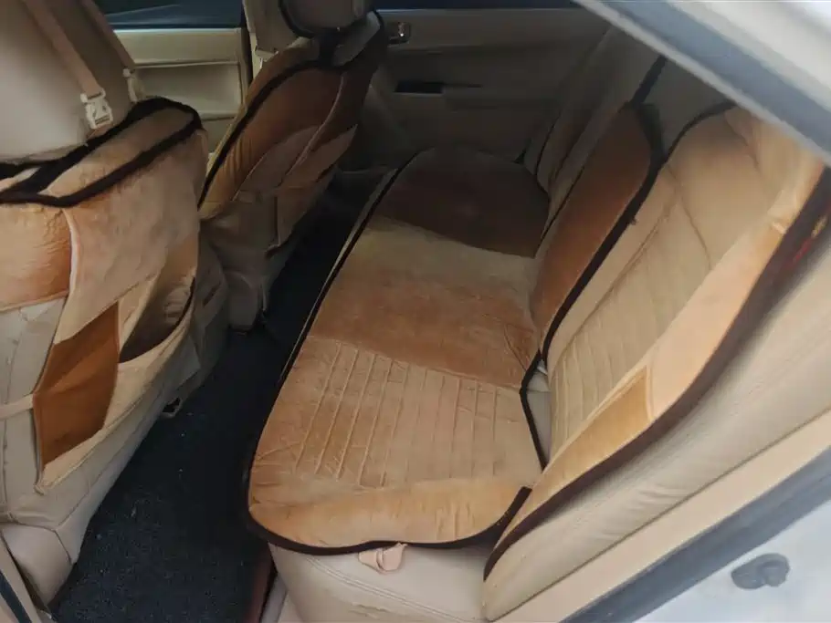 Toyota Corolla 2015 — фото 11