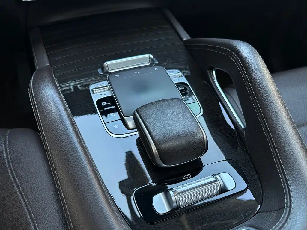 Mercedes-Benz GLE 2019 — фото 14