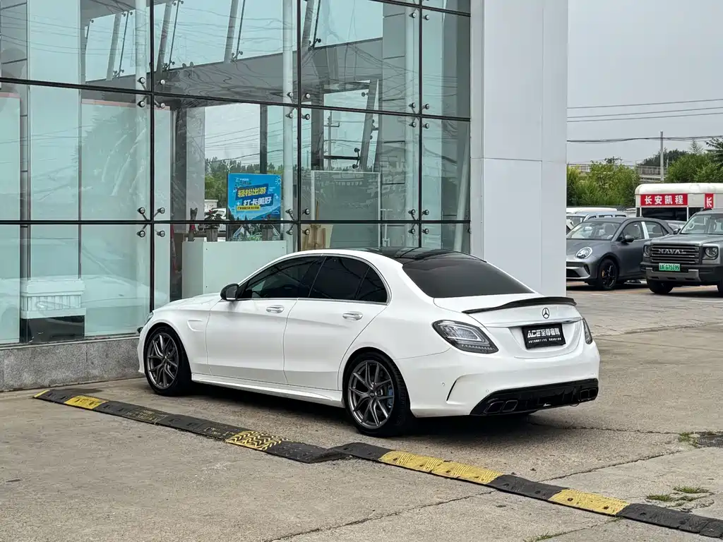 Mercedes-Benz C-Class AMG 2015 — фото 6