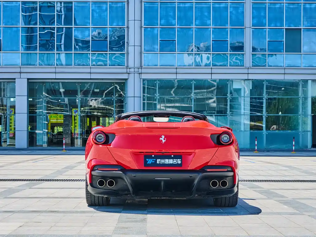 Ferrari Portofino 2023 — фото 8