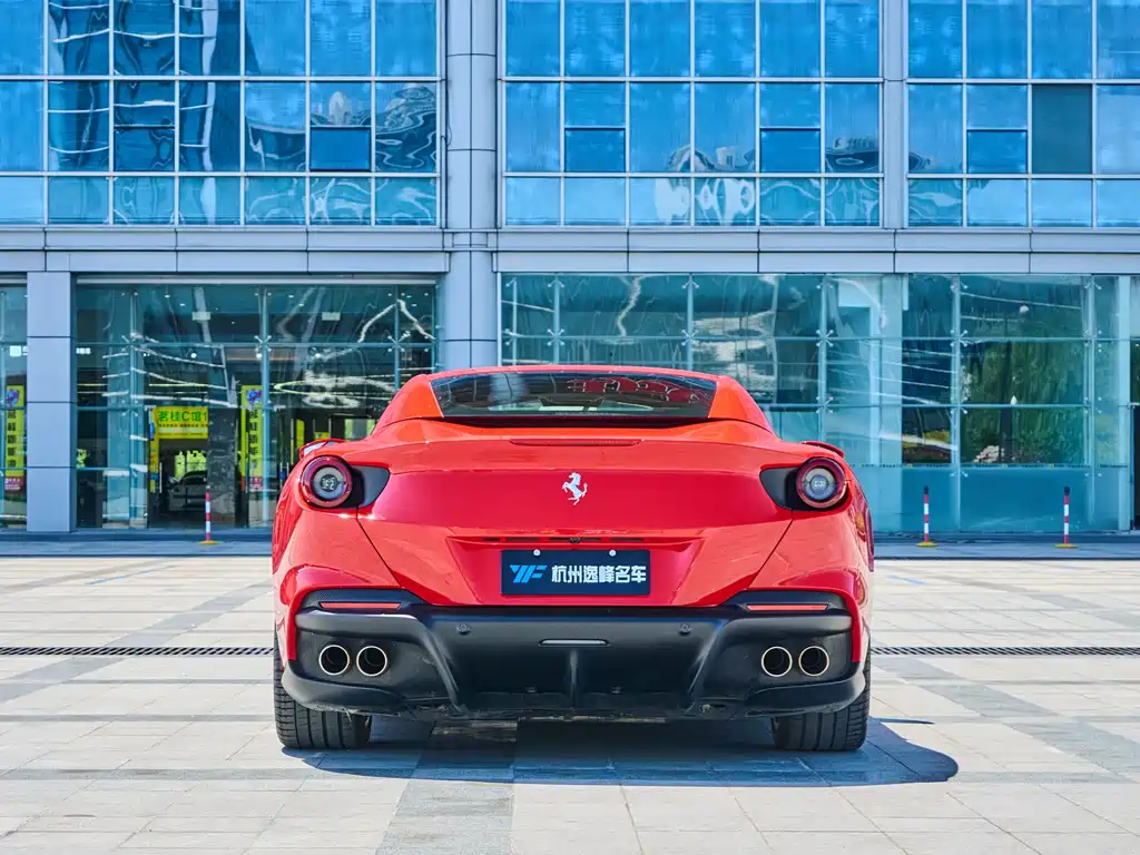 Ferrari Portofino 2023 — фото 15