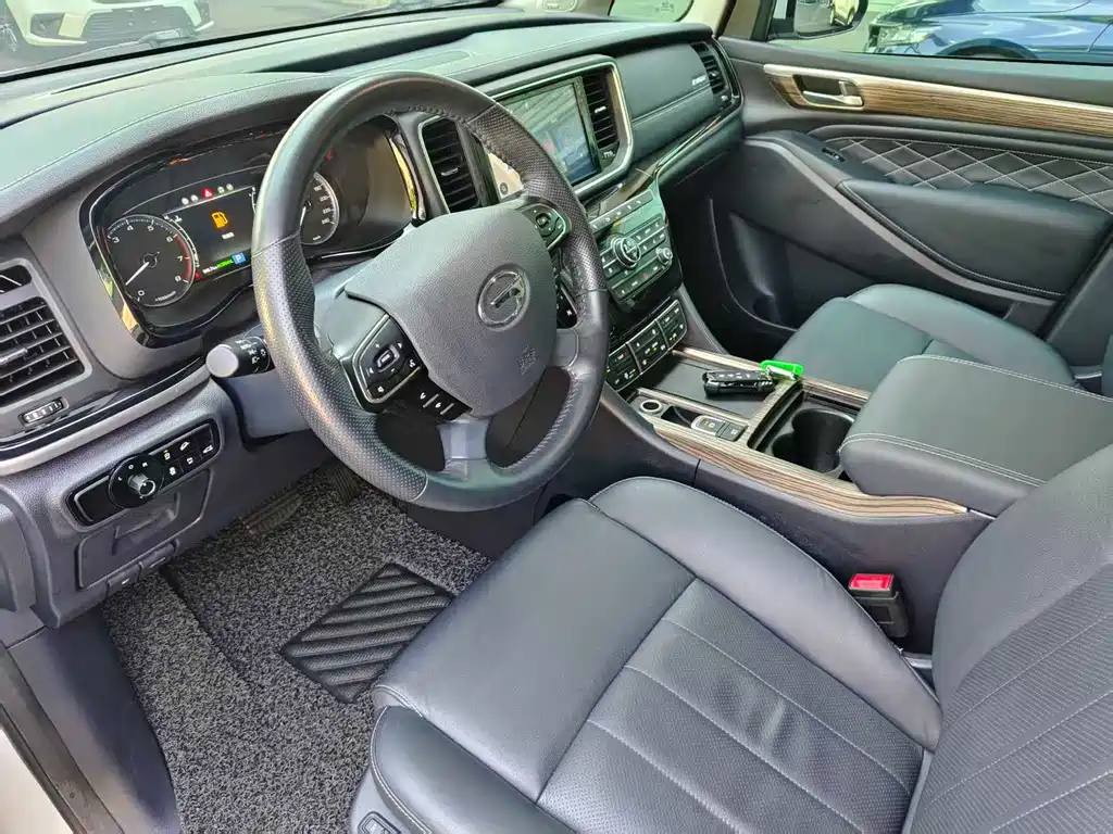 GAC Motor Trumpchi M8 2020 — фото 10