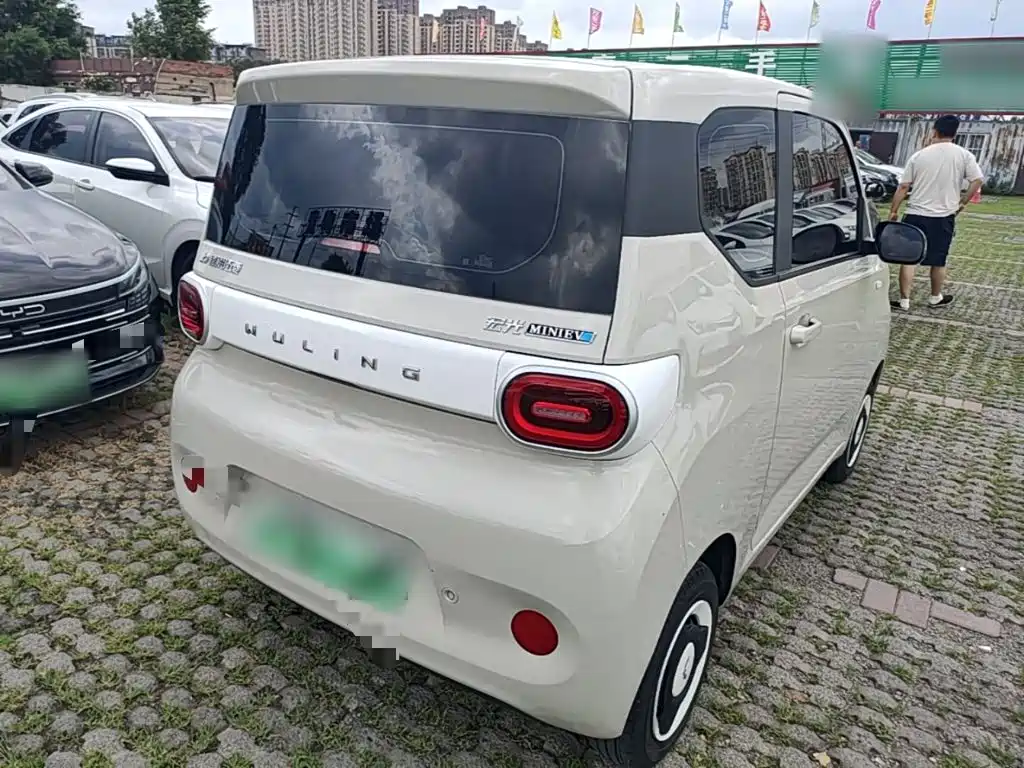Wuling MINIEV 2024
