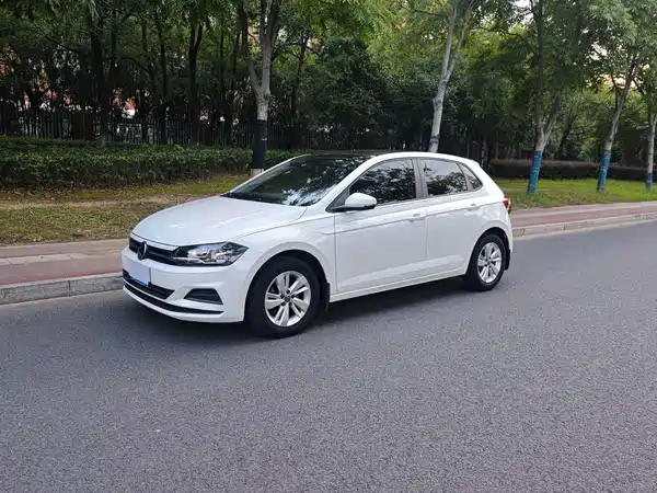 Volkswagen Polo 2021