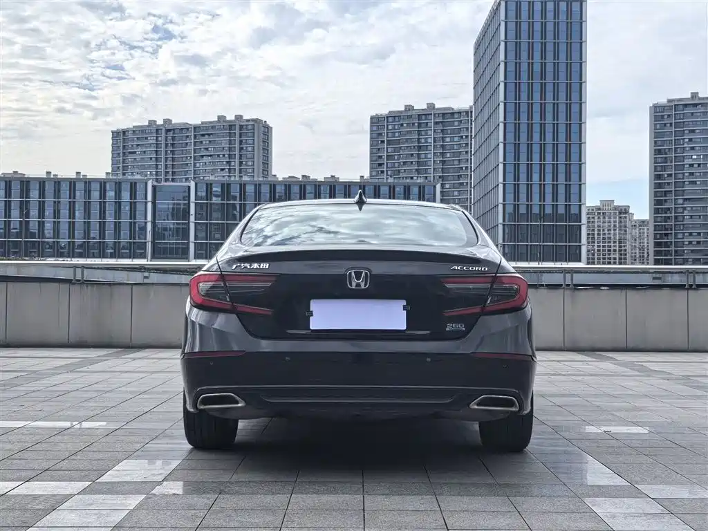 Honda Accord 2022 — фото 14