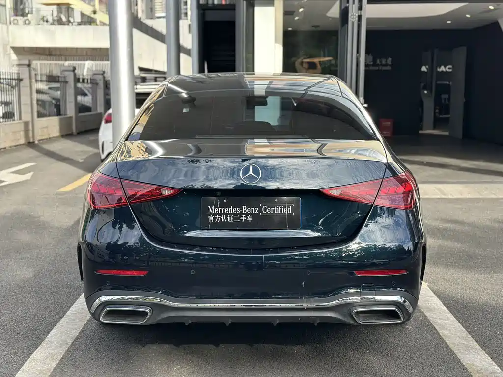 Mercedes-Benz C-Class 2023 — фото 12