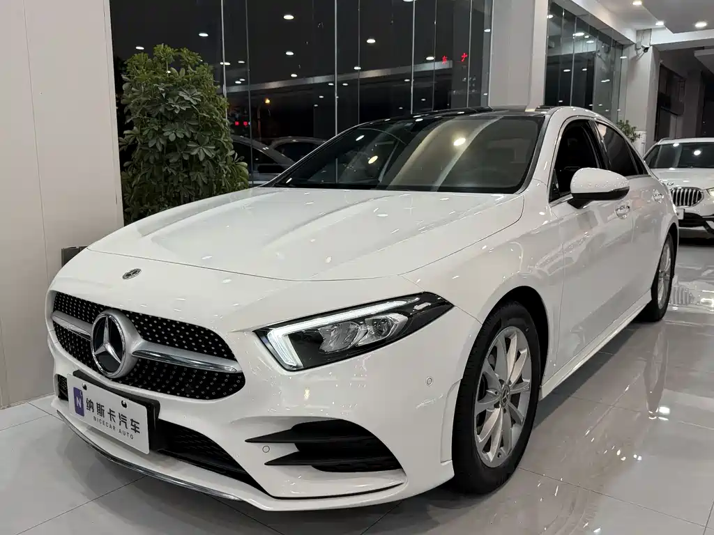 Mercedes-Benz A-Class 2022 — фото 1