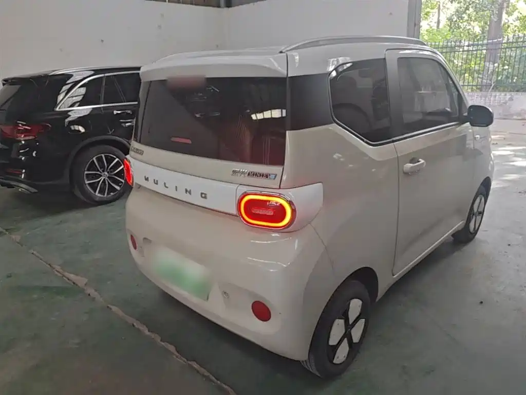 Wuling MINIEV 2024