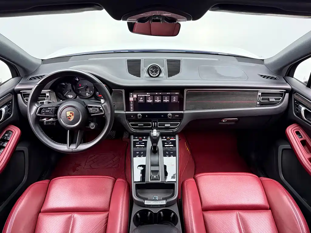Porsche Macan 2024