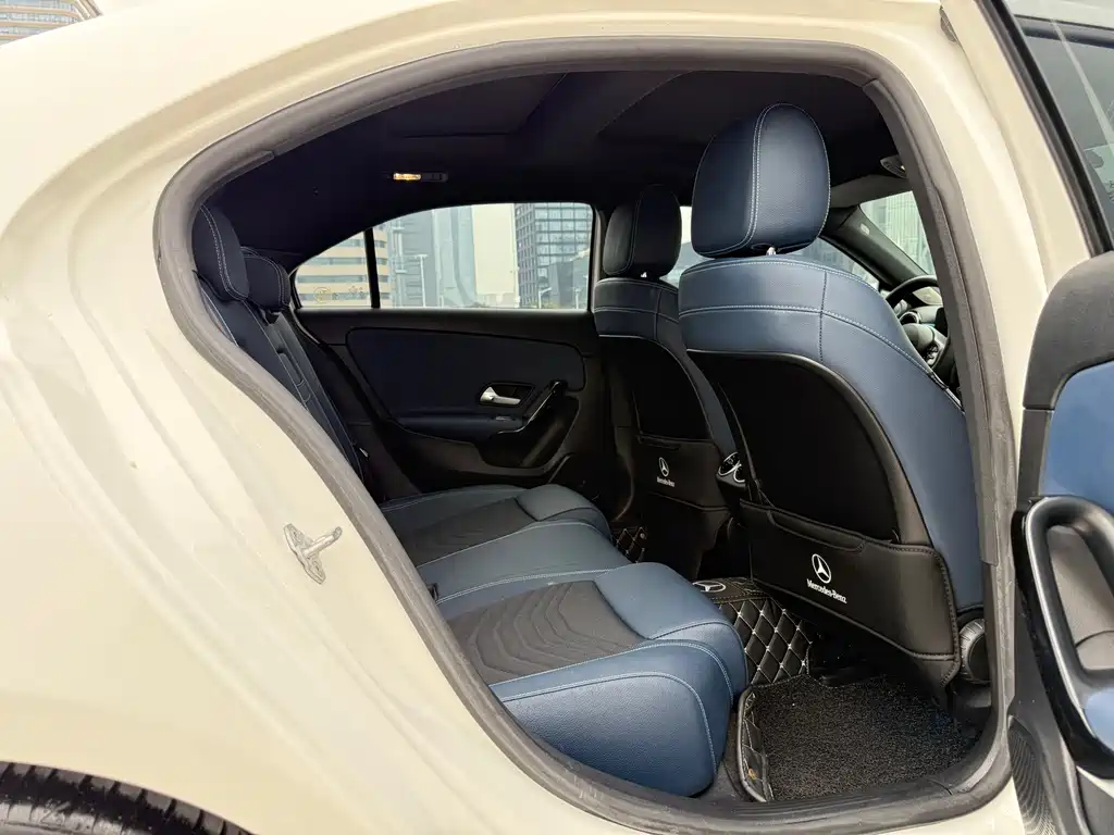 Mercedes-Benz A-Class 2020 — фото 16