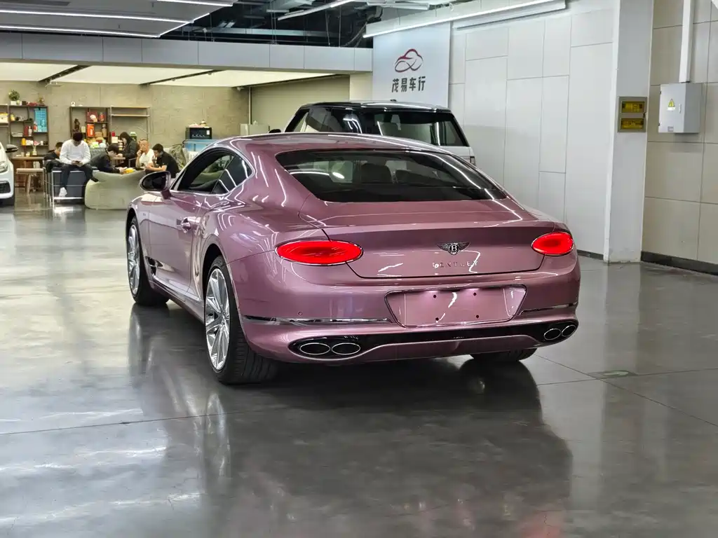 Bentley Continental 2022