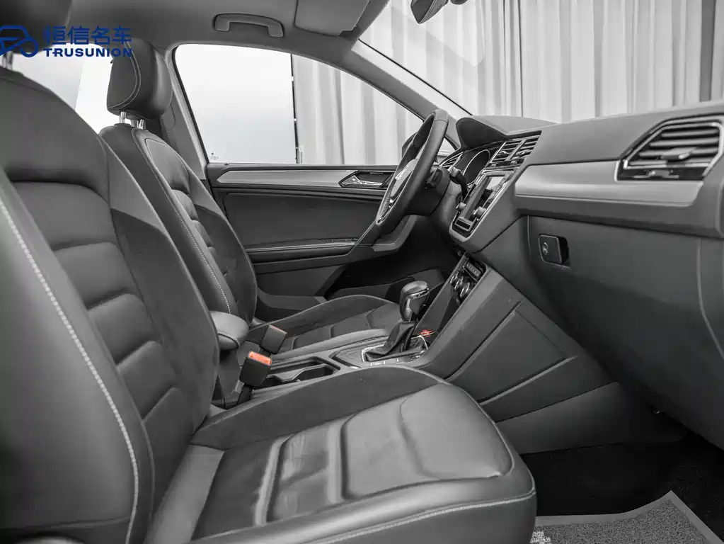 Volkswagen Tiguan L 2017 — фото 13