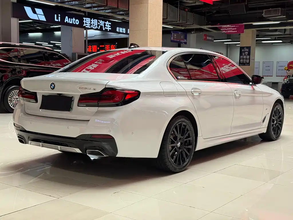 BMW 5 Series New Energy 2021 — фото 4