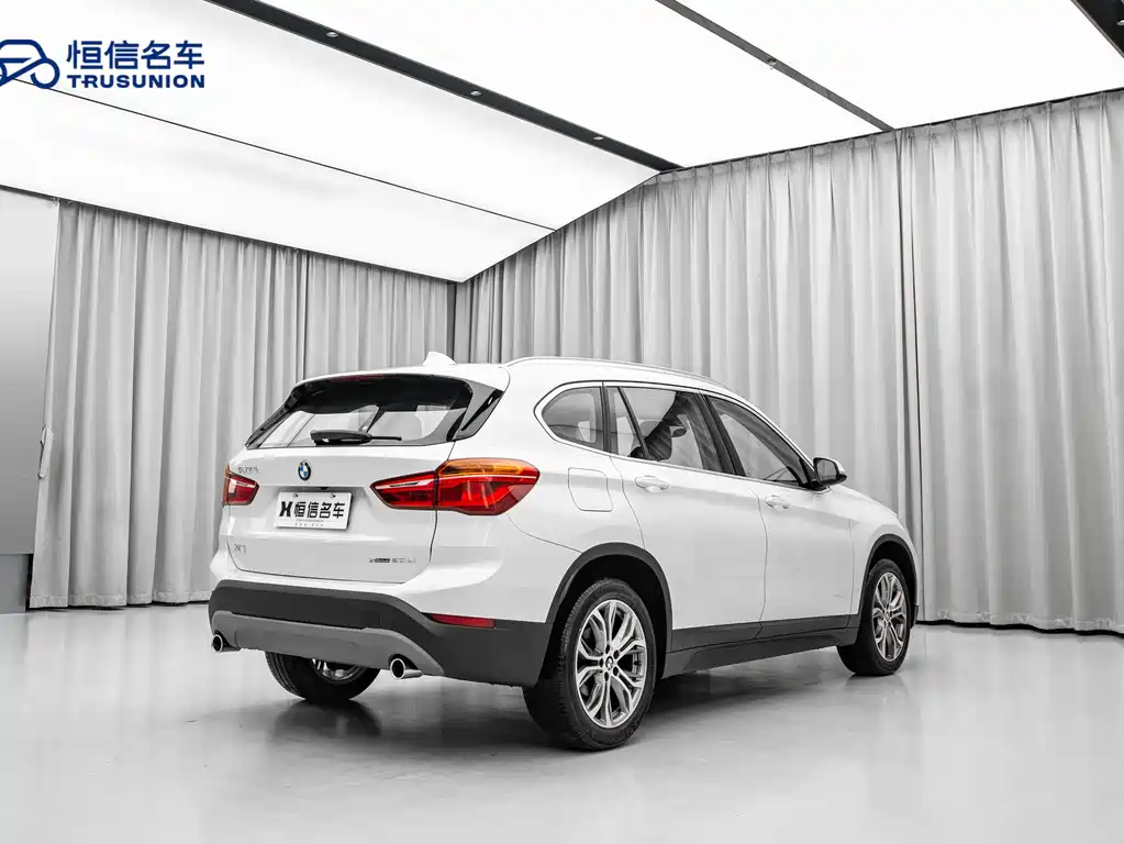 BMW X1 2019 — фото 4