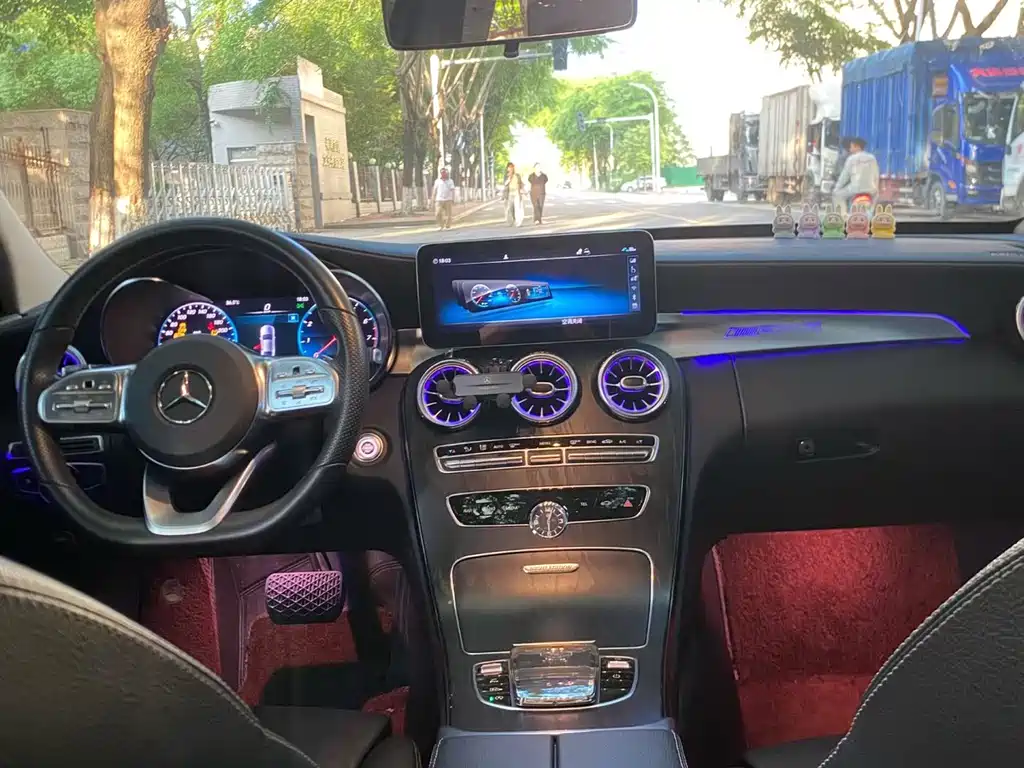 Mercedes-Benz C-Class 2021