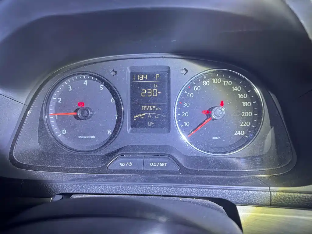 Volkswagen Lavida 2015