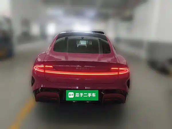 Xiaomi SU7 2025