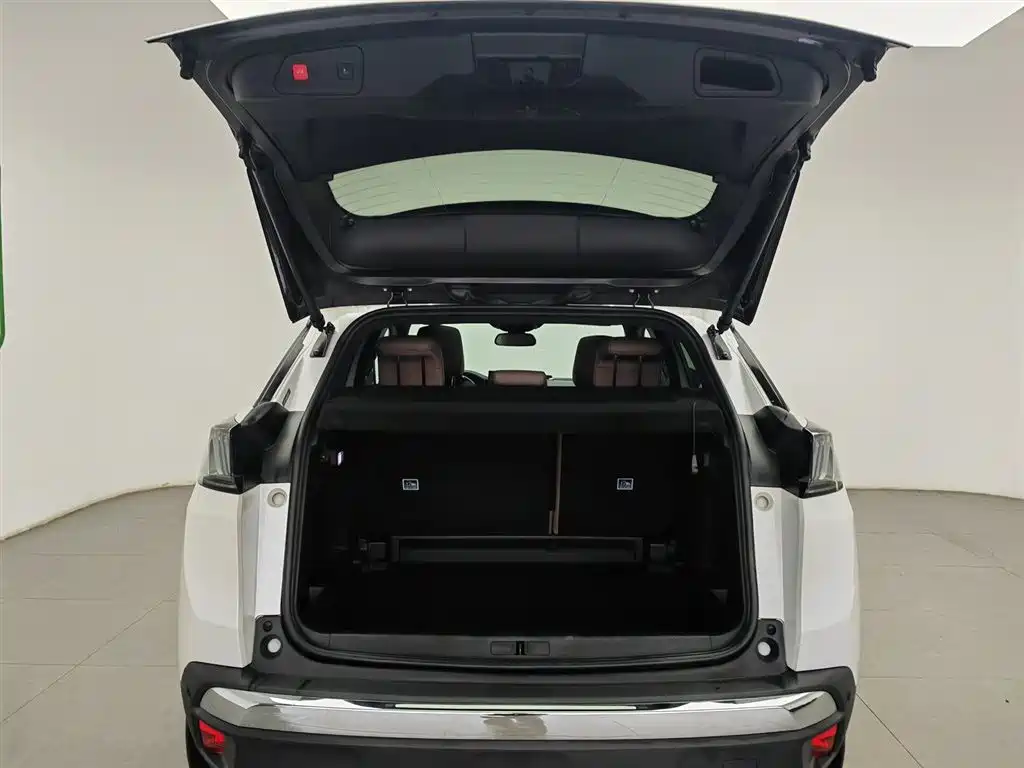 Peugeot 4008 2022 — фото 16