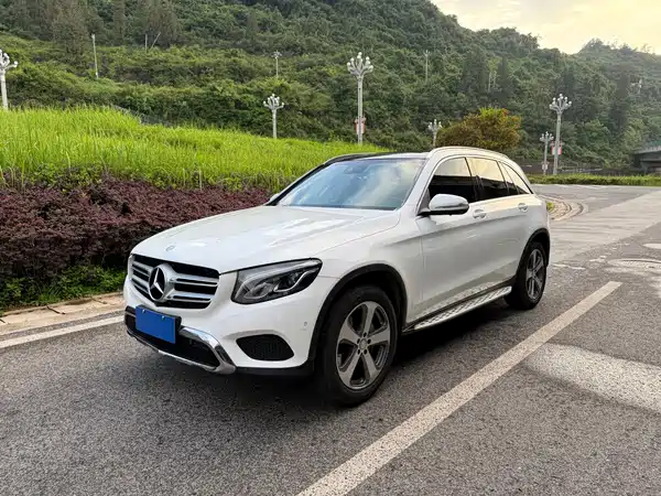 Mercedes-Benz GLC 2015