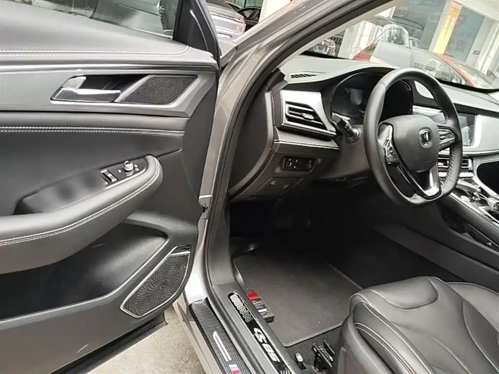 Changan CS85 COUPE 2020 — фото 16