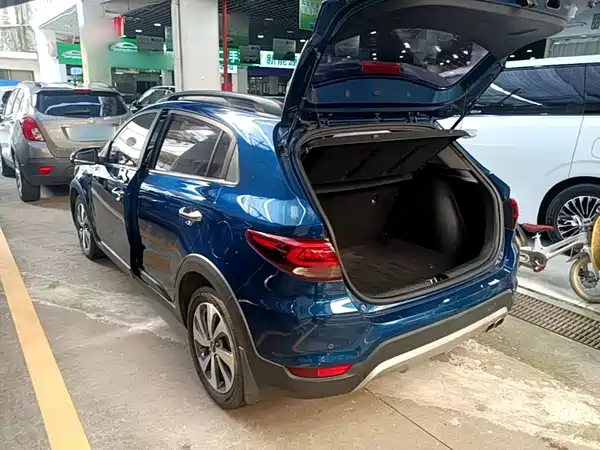 Kia KX CROSS 2018