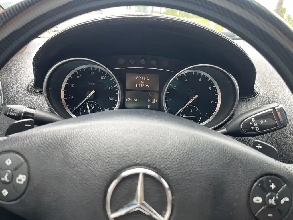 Mercedes-Benz GL-Class 2015 — фото 11